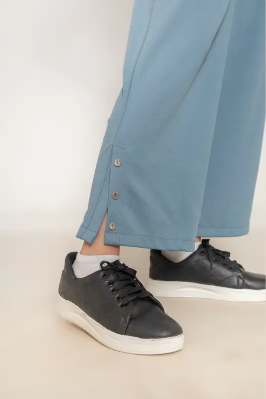 CHIC WIDE LEG TROUSERS
