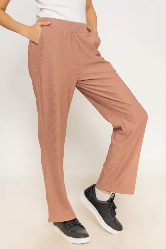 Ribbed Straight-Leg Comfort Trousers