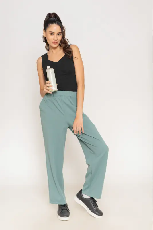 Relaxed High-Rise Straight-Leg Active Pants