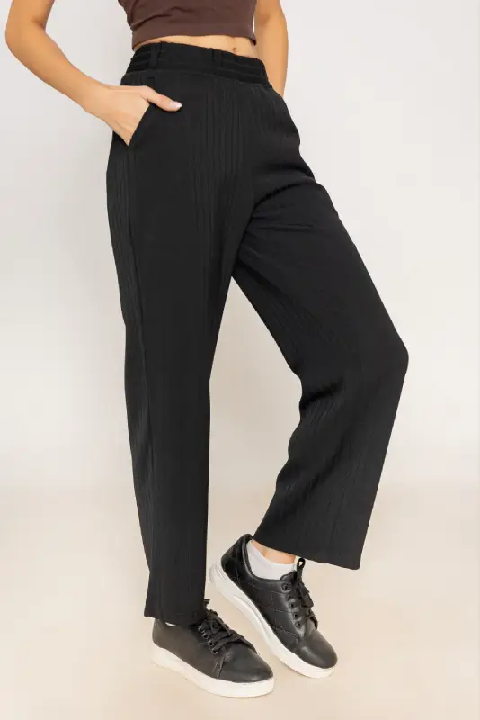 RELAXED FIT HIGH – WAIST TROUSERS