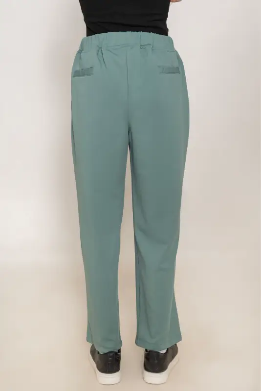 Relaxed High-Rise Straight-Leg Active Pants - Image 6