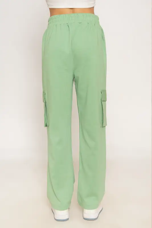 High-Rise Textured Cargo Joggers - Image 5