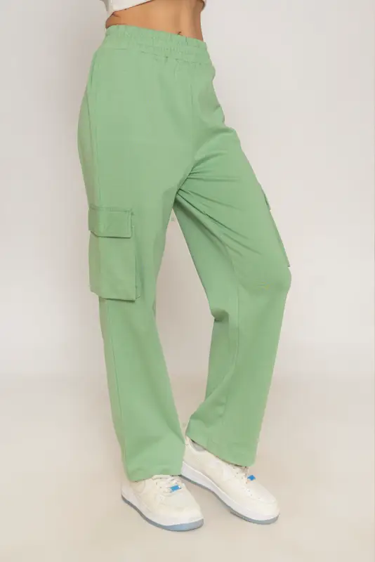 High-Rise Textured Cargo Joggers